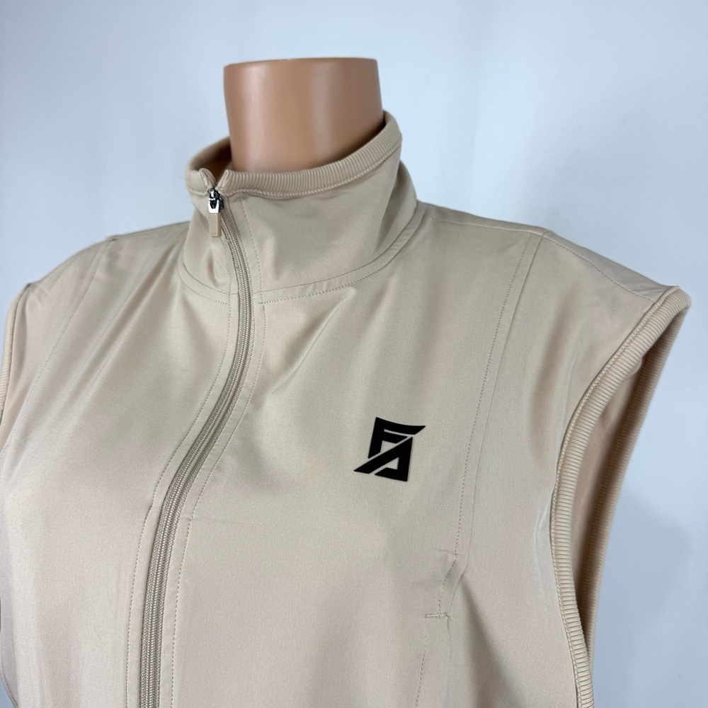 FAITH CONNEXION Women’s Sz L Beige Cropped Boxy Full Zip Vest Fleece Lined - Picture 2 of 10